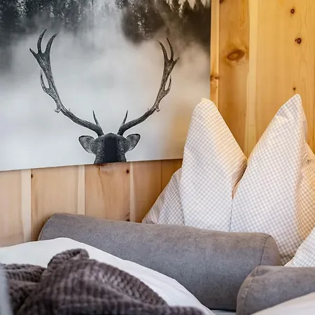 Campingplatz Mountain Caravan - Zirben Nestl *