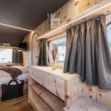 Campingplatz Mountain Caravan - Zirben Nestl *